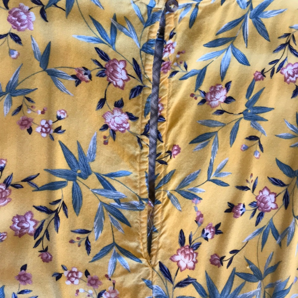 Beautiful yellow romper - Picture 5 of 6